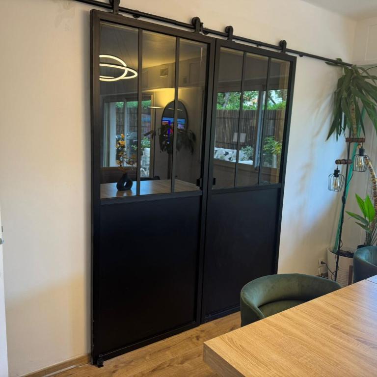 Loft cocooning avec Terrasse de 130m2 et Parking - Appartement 2 Chambres avec Terrasse - 15