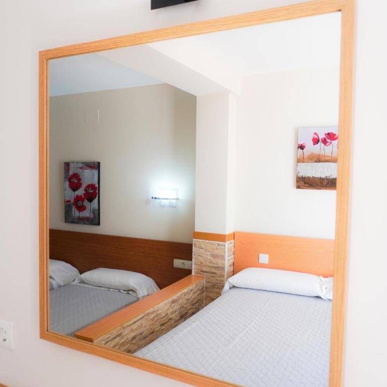 Hostal Costabella - Habitación Familiar - 3