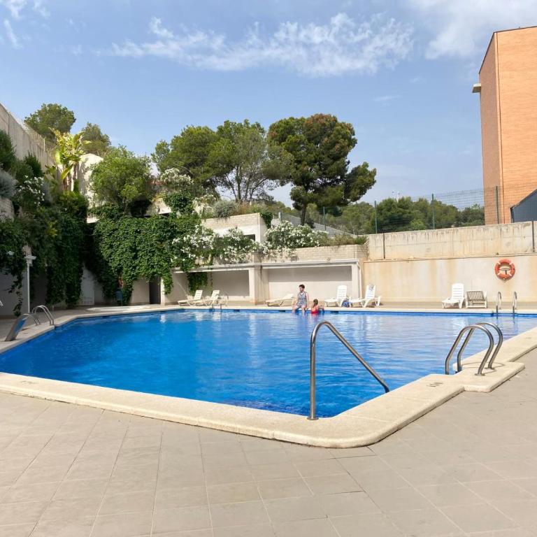 Alicante Hills - Bright, Pool, Parking and AC in the living room - Two-Bedroom Apartment with Balcony - 40