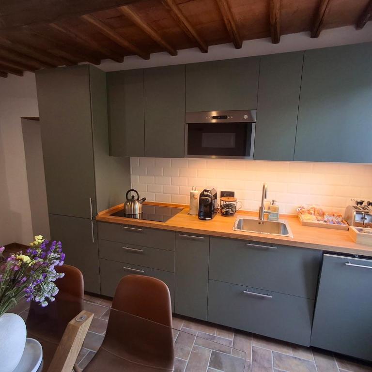 Palazzo Bottino - Appartamento con 2 Camere da Letto, Balcone e Vista mare - 15