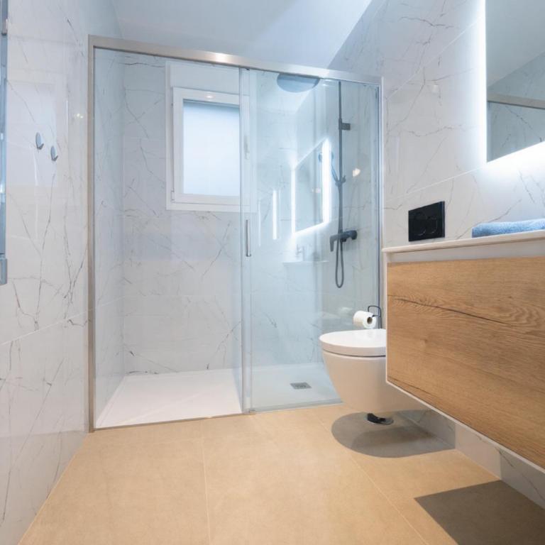 YourSpain Apartment Del Mar 11C Heated Pool - Apartamento de 2 dormitorios con balcón - 21