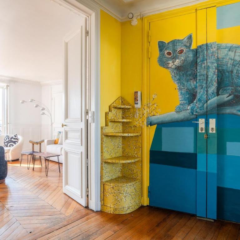 Top Floor Gem with Eiffel Tower View - Appartement - 35