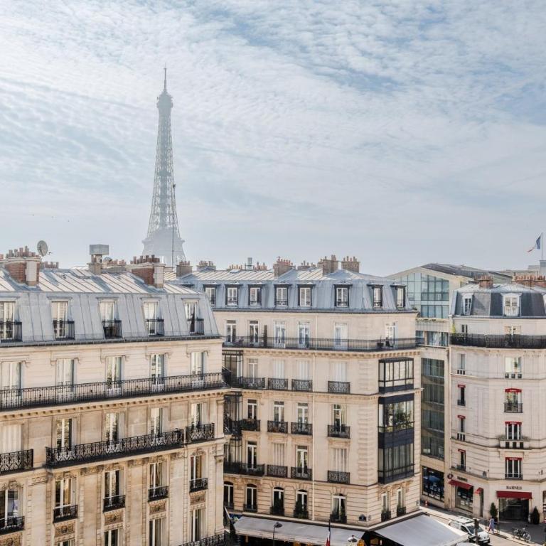 Top Floor Gem with Eiffel Tower View - Appartement - 11