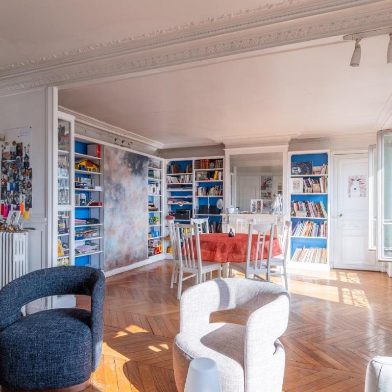 Top Floor Gem with Eiffel Tower View - Appartement - 9