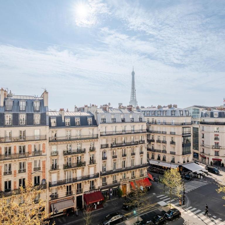 Top Floor Gem with Eiffel Tower View - Appartement - 12