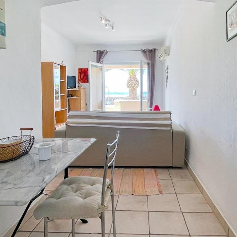 Studio front de mer terrasse wifi et clim - Apartamento de 1 dormitorio - 2