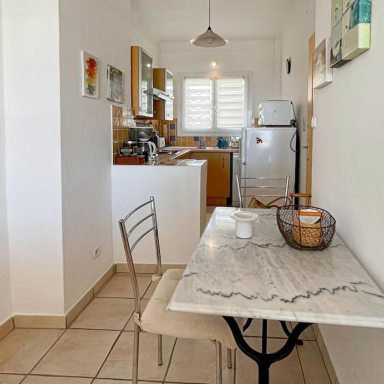 Studio front de mer terrasse wifi et clim - Apartamento de 1 dormitorio - 10