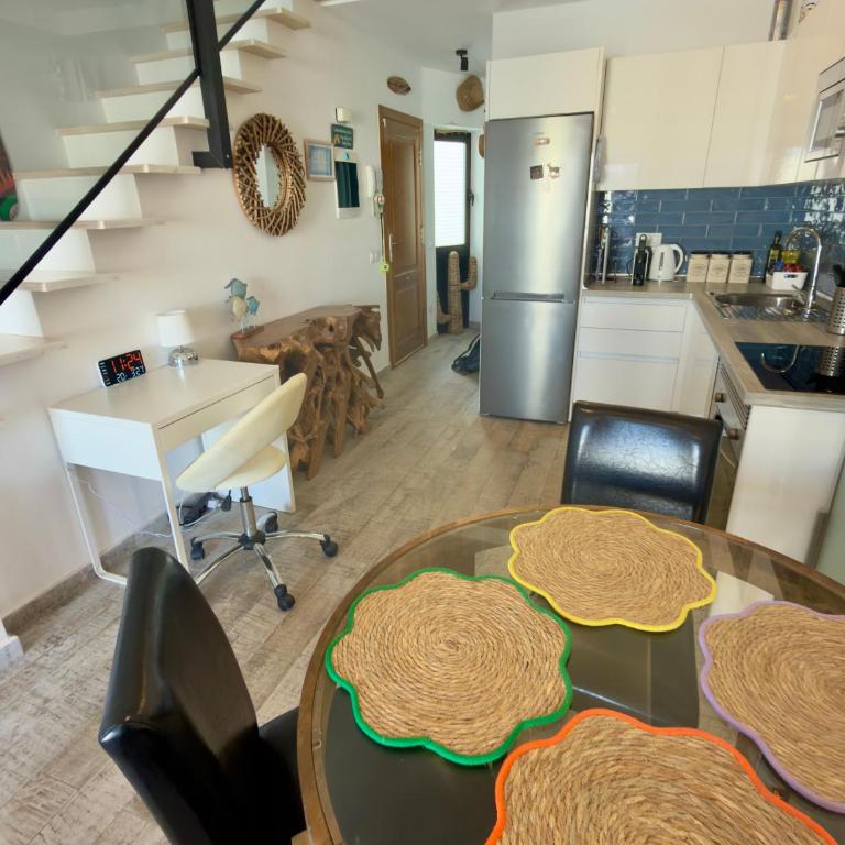 Casa Patrizia a Modern Ocean View Surf & Beaches Walk in ElCotillo - Apartamento de 1 dormitorio - 53