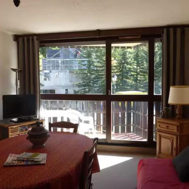 Studio pied des pistes avec balcon - Appartement - 4