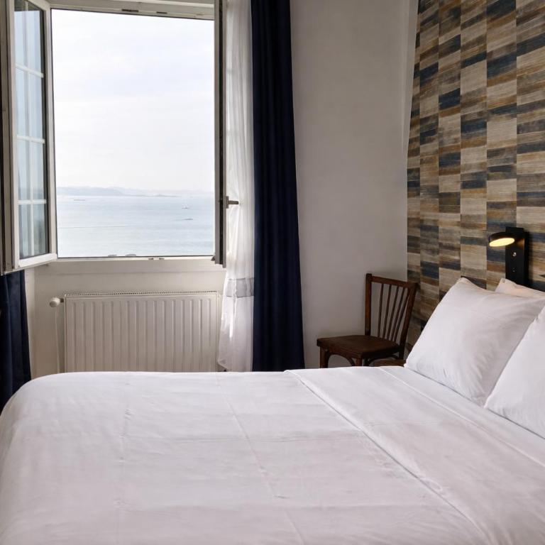 Hôtel La Porte Saint Pierre-Logis Hôtel Intra Muros RÉNOVÉ en 2026 - Camera Matrimoniale con Vista Mare - 16