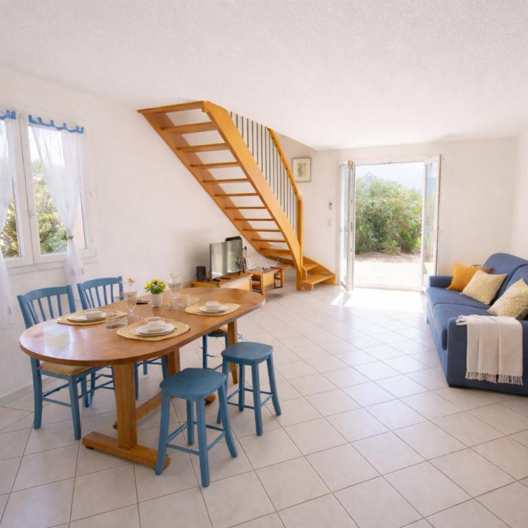 VILLA PROCHE MER ET MONTAGNE - Vacances sans voiture - Ferienhaus - 4