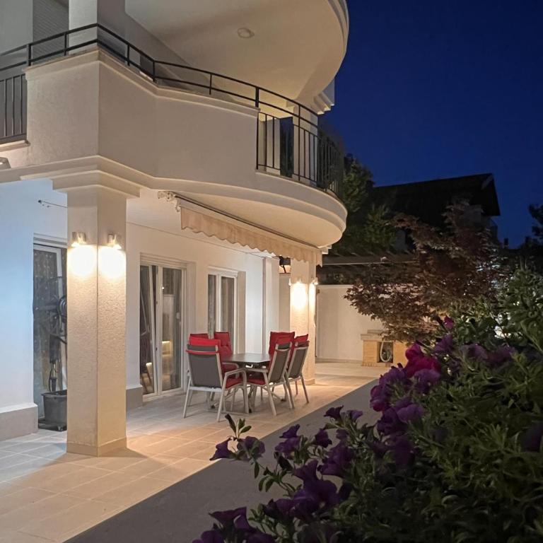 Apartment with private pool Kotor Ljuta 2 - Two-Bedroom Apartment - 27