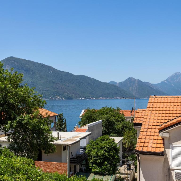 Apartment with private pool Kotor Ljuta 2 - Two-Bedroom Apartment - 42