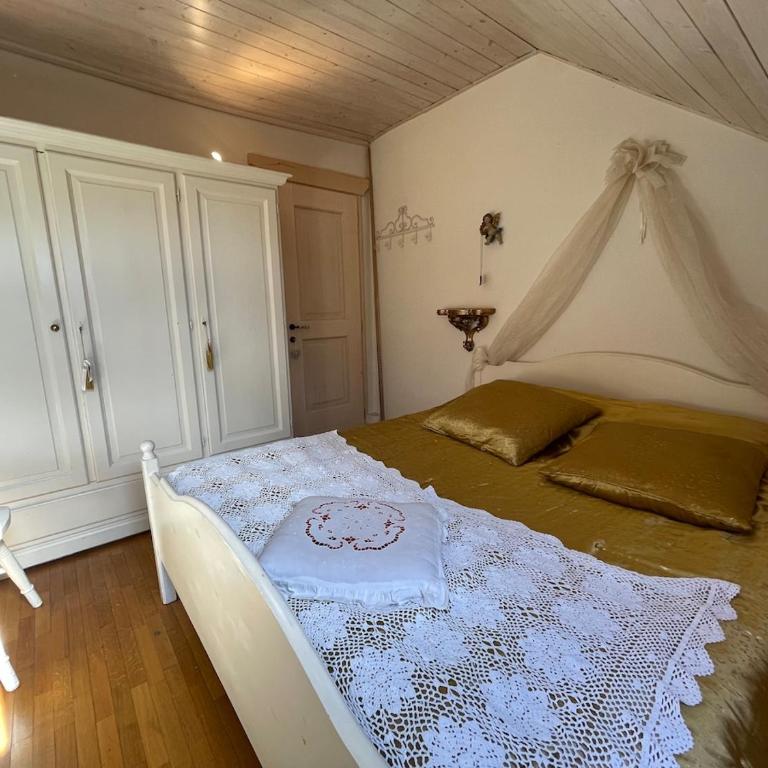 Unique four-bedroom apartment, tennis court - Appartamento con 1 Camera da Letto - 16