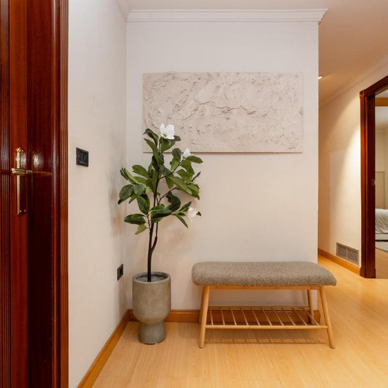 ChezmoiHomes Reyes Católicos - Apartment with City View - 54