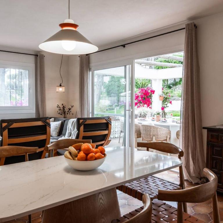 Just Renovated! Andalusian Charm w Fresh New Look - Habitación Individual - 28