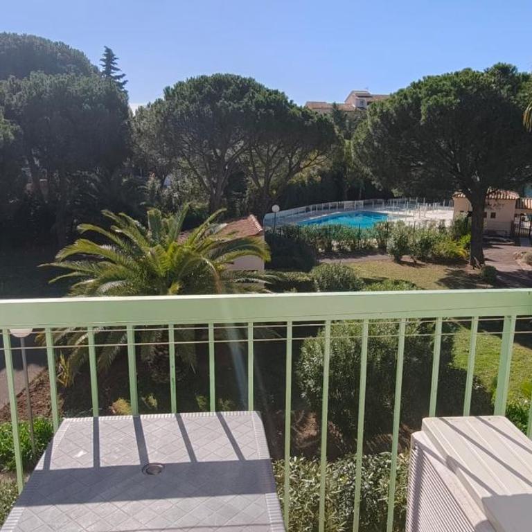 Quiet apartment with balcony and swimming pool - Monolocale - 1