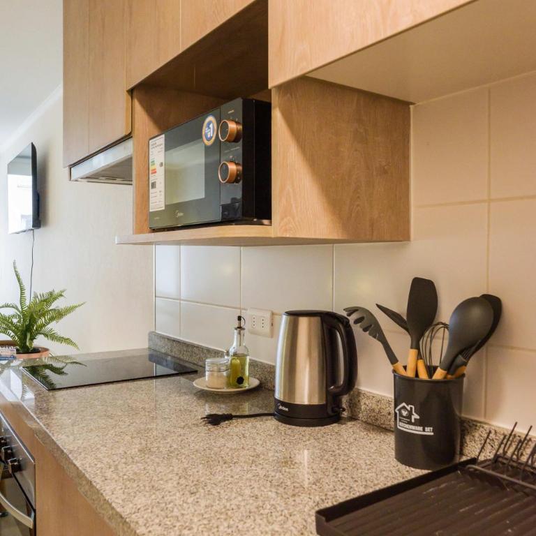 Modern Studio Prime Location near Santa Lucia - Studio - 7