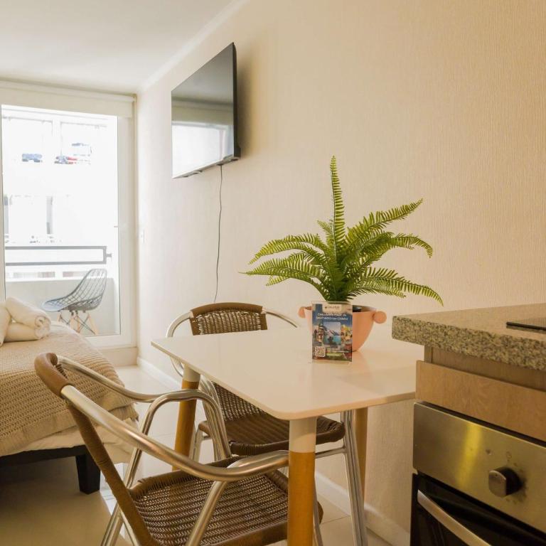 Modern Studio Prime Location near Santa Lucia - Studio - 14