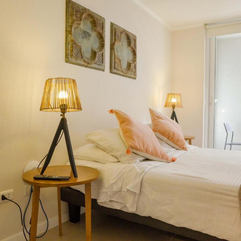 Modern Studio Prime Location near Santa Lucia - Studio - 17