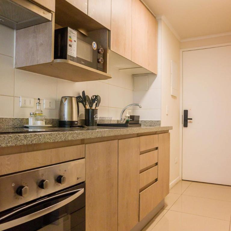 Modern Studio Prime Location near Santa Lucia - Studio - 11