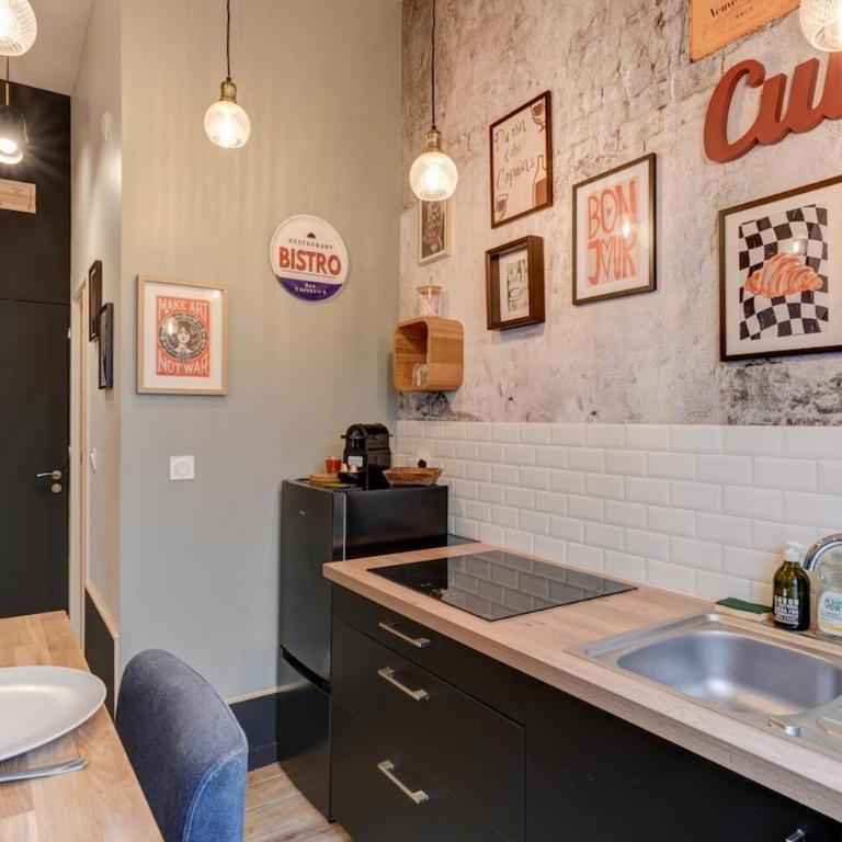 Petit Reinach Near Jean Mace metro station SAXE - One-Bedroom Apartment - 5