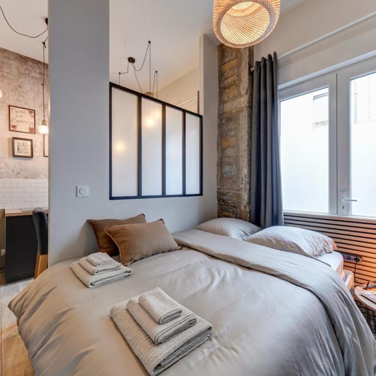 Petit Reinach Near Jean Mace metro station SAXE - One-Bedroom Apartment - 2