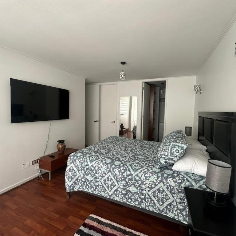 Departamento Perfecta Ubicación - Three-Bedroom Apartment with Mountain View - 17