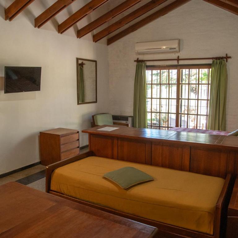 Green House - Standard Double Room with Bath - 3
