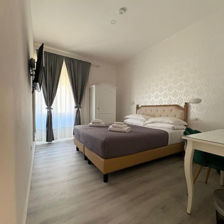 Charme & Chic Luxury - Standard Double Room - 16