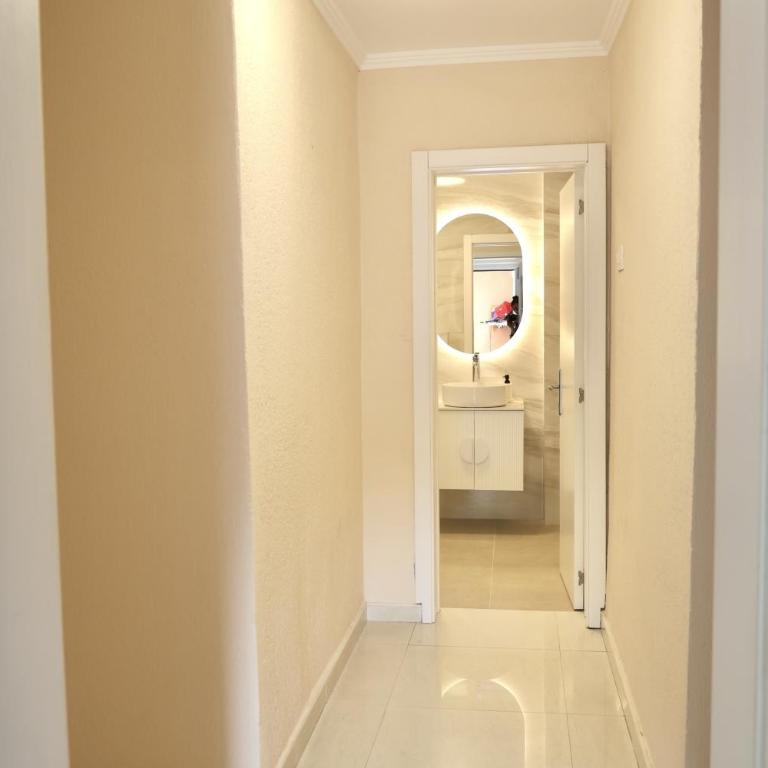 Sunshine of Montenegro - Family Oasis - Three-Bedroom Apartment - 24