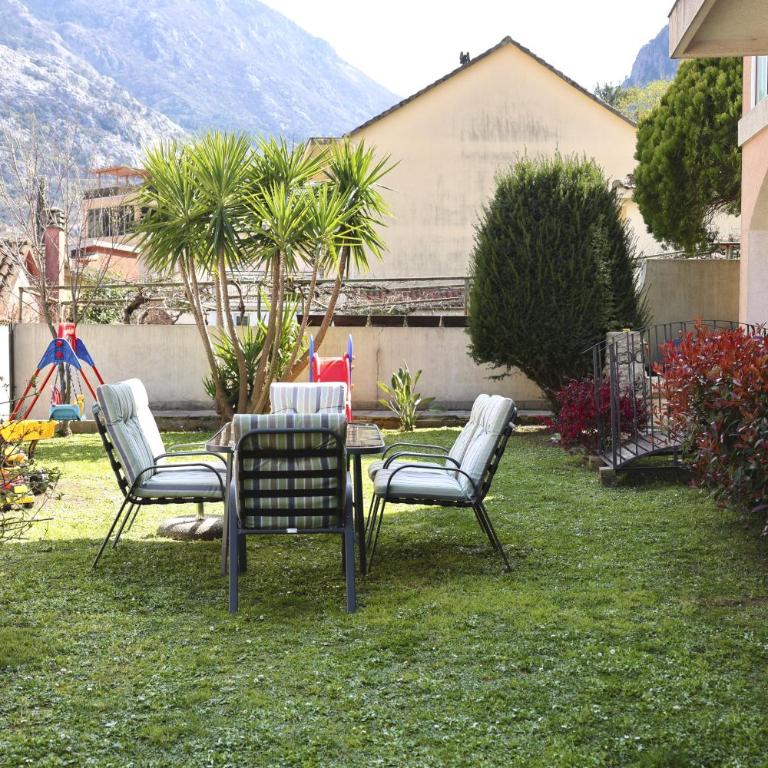 Sunshine of Montenegro - Family Oasis - Three-Bedroom Apartment - 76