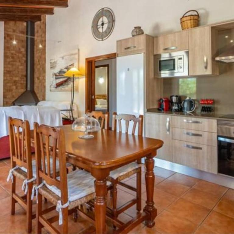 Petit Son Bauló - Three-Bedroom House - 11