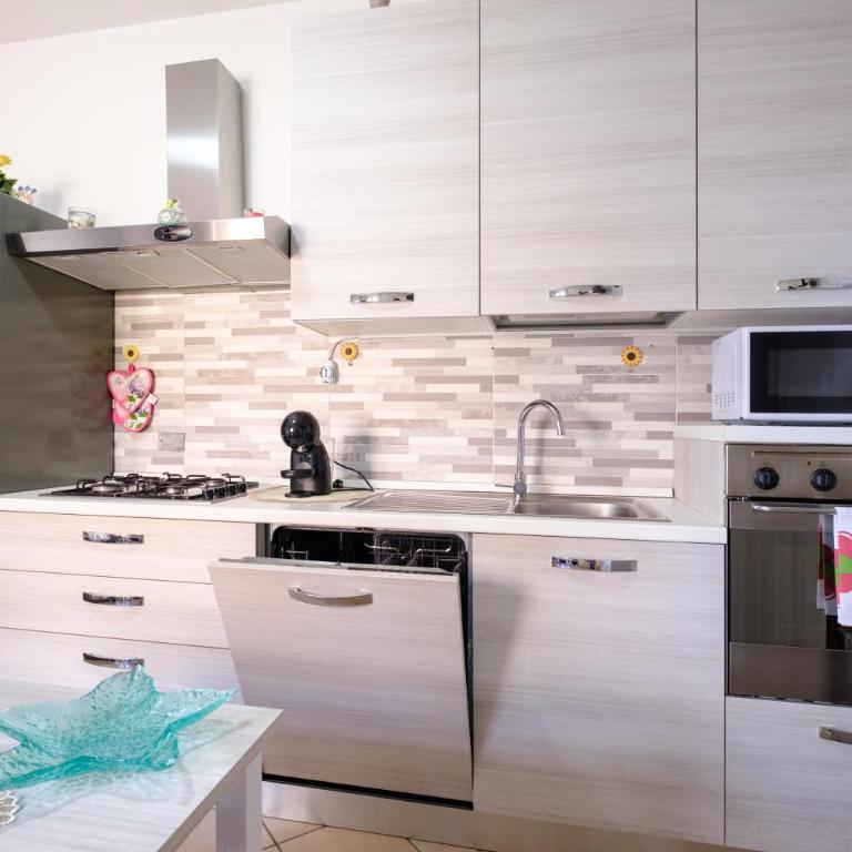 Holiday Olbia - Appartamento a due passi dal lungomare e centro città - One-Bedroom Apartment - 4