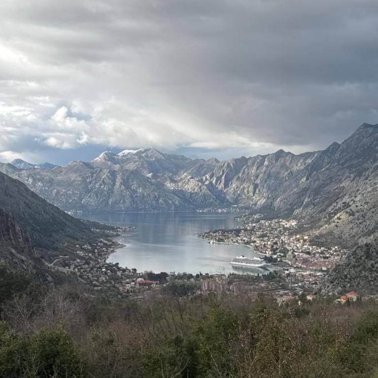 Amazing Sunset Escape -Private Parking - Apartman s 1 Spavaćom Sobom i Vrtom - 1