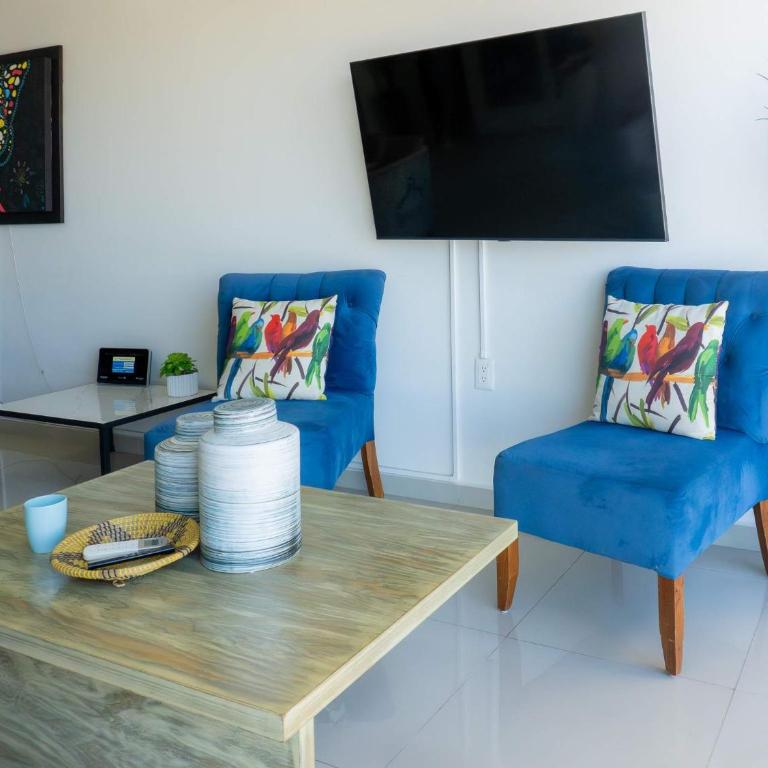 Luxurious 2 bedroom condo with partial ocean view - Apartment - 48