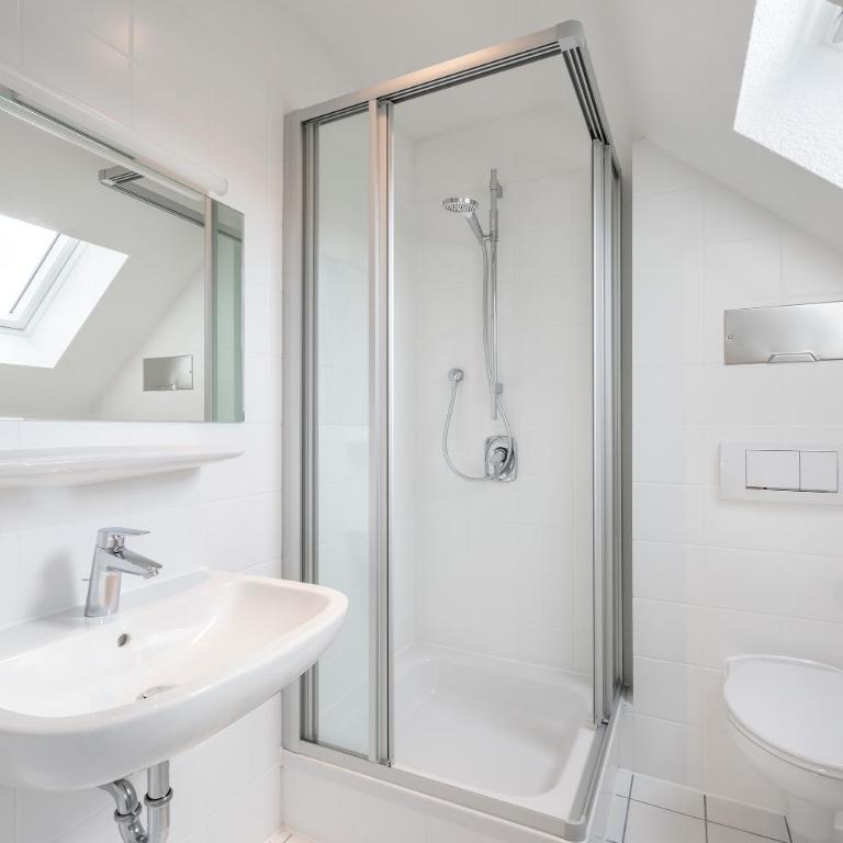 Haus zum Wald - Bad Wörishofen - Doppelzimmer mit Balkon - 4