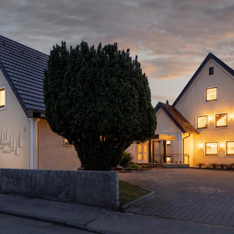 Haus zum Wald - Bad Wörishofen - Doppelzimmer mit Balkon - 10