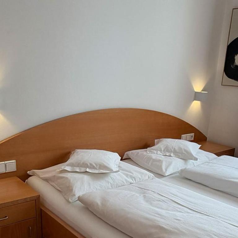 Residence Ferienwohnungen Santner - Moderne zentrale Ferienwohnungen in Naturns Südtirol - mit Parkplatz - Appartamento con Vista Giardino - 4