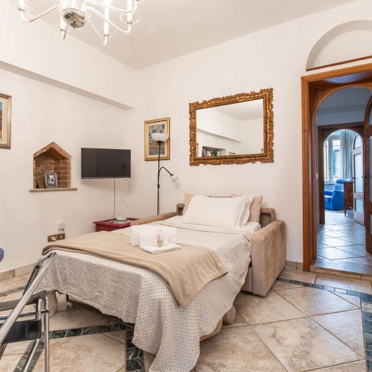 VeryneartheTowerPisa Ideal for Families & Friends - Two-Bedroom Apartment with Balcony - 16