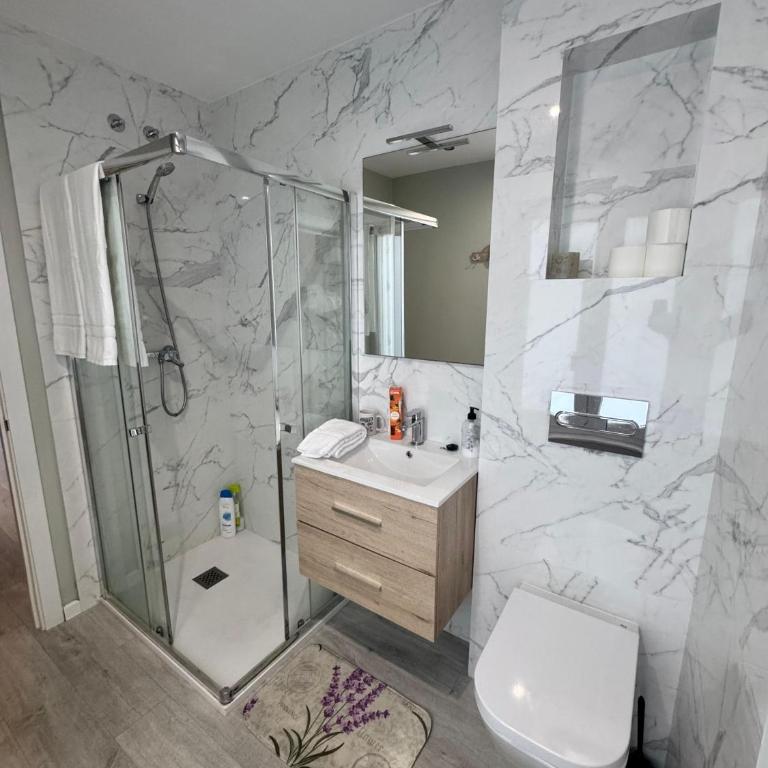5º AVDA da MARIÑA - Apartamento de 1 dormitorio - 2