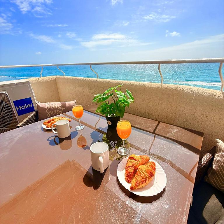 Benalbeach Apartment with Magnificent Sea View - Apartamento con vistas al mar - 2