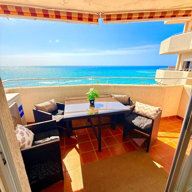 Benalbeach Apartment with Magnificent Sea View - Apartamento con vistas al mar - 23