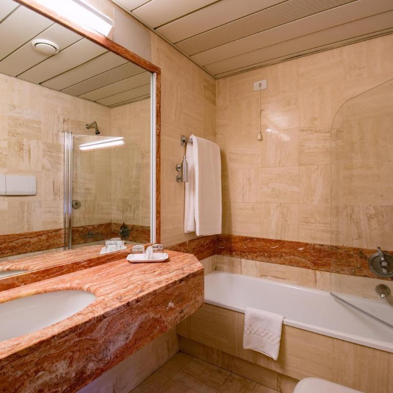 Etrusco Arezzo Hotel - Sure Hotel Collection by Best Western - Camera Tripla Standard - 5