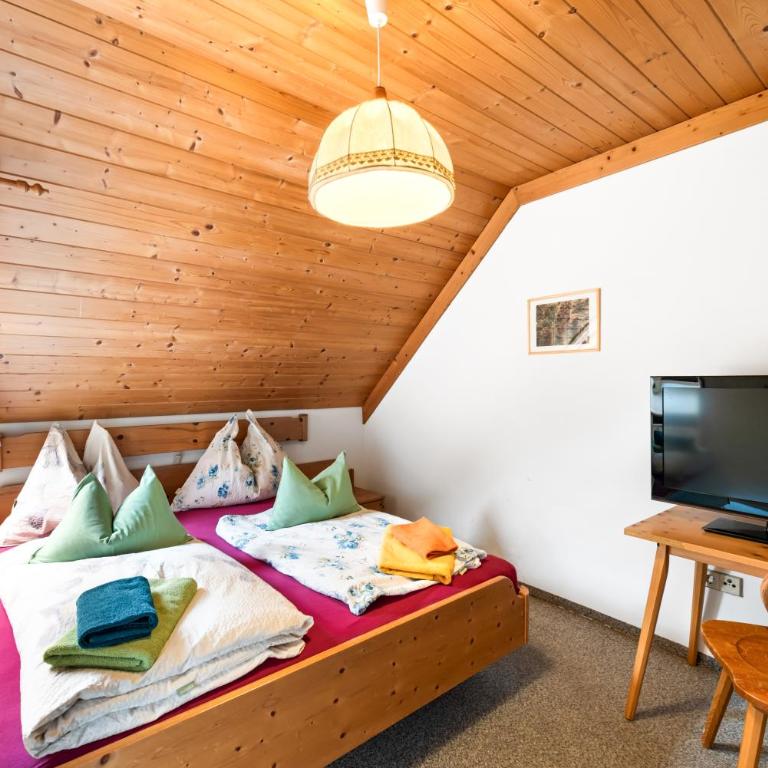 Alpengasthof Hoiswirt - Deluxe Zimmer mit Kingsize-Bett - 6