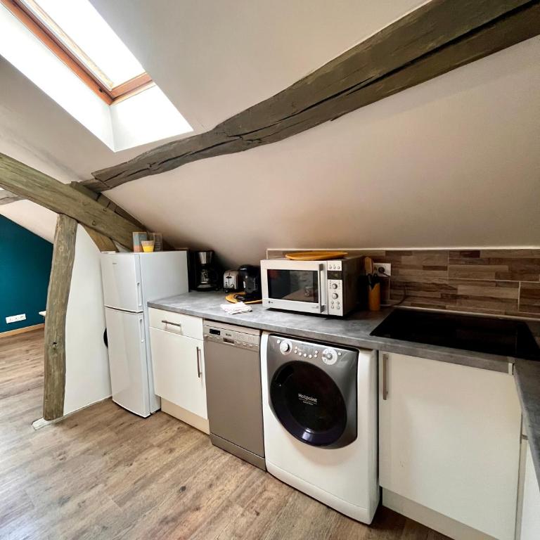 Cosy appartement au coeur de Blois, local vélo - Apartment - 17