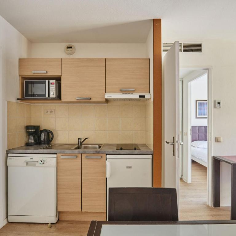 Appart'hôtel Odalys City - Antibes Olympe - Appartement 1 Chambre avec Balcon (4 Adultes) - 2