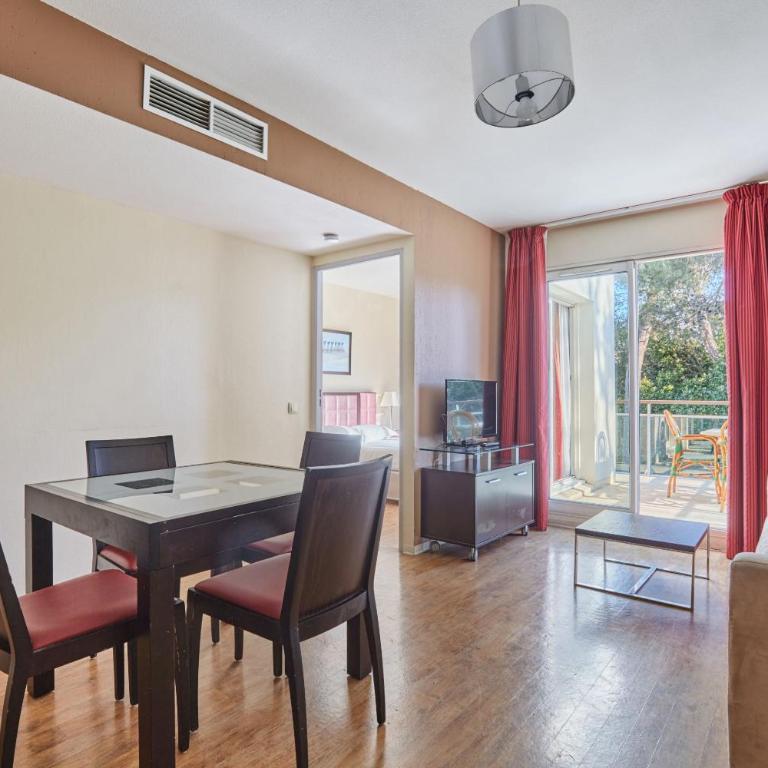Appart'hôtel Odalys City - Antibes Olympe - Appartement Supérieur 1 Chambre avec Balcon (4 Adultes) - 2