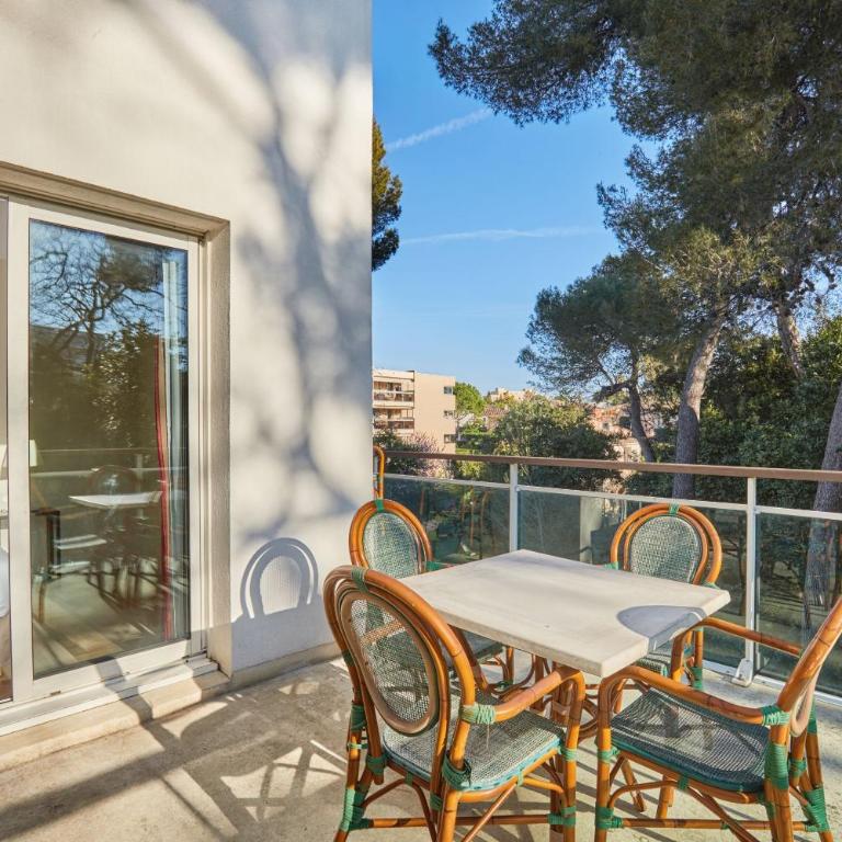 Appart'hôtel Odalys City - Antibes Olympe - Appartement Supérieur 1 Chambre avec Balcon (4 Adultes) - 12