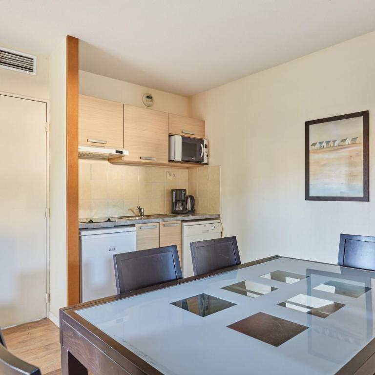 Appart'hôtel Odalys City - Antibes Olympe - Appartement 2 Chambres avec Balcon (6 Adultes) - 11